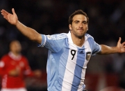  山东泰山队转会 