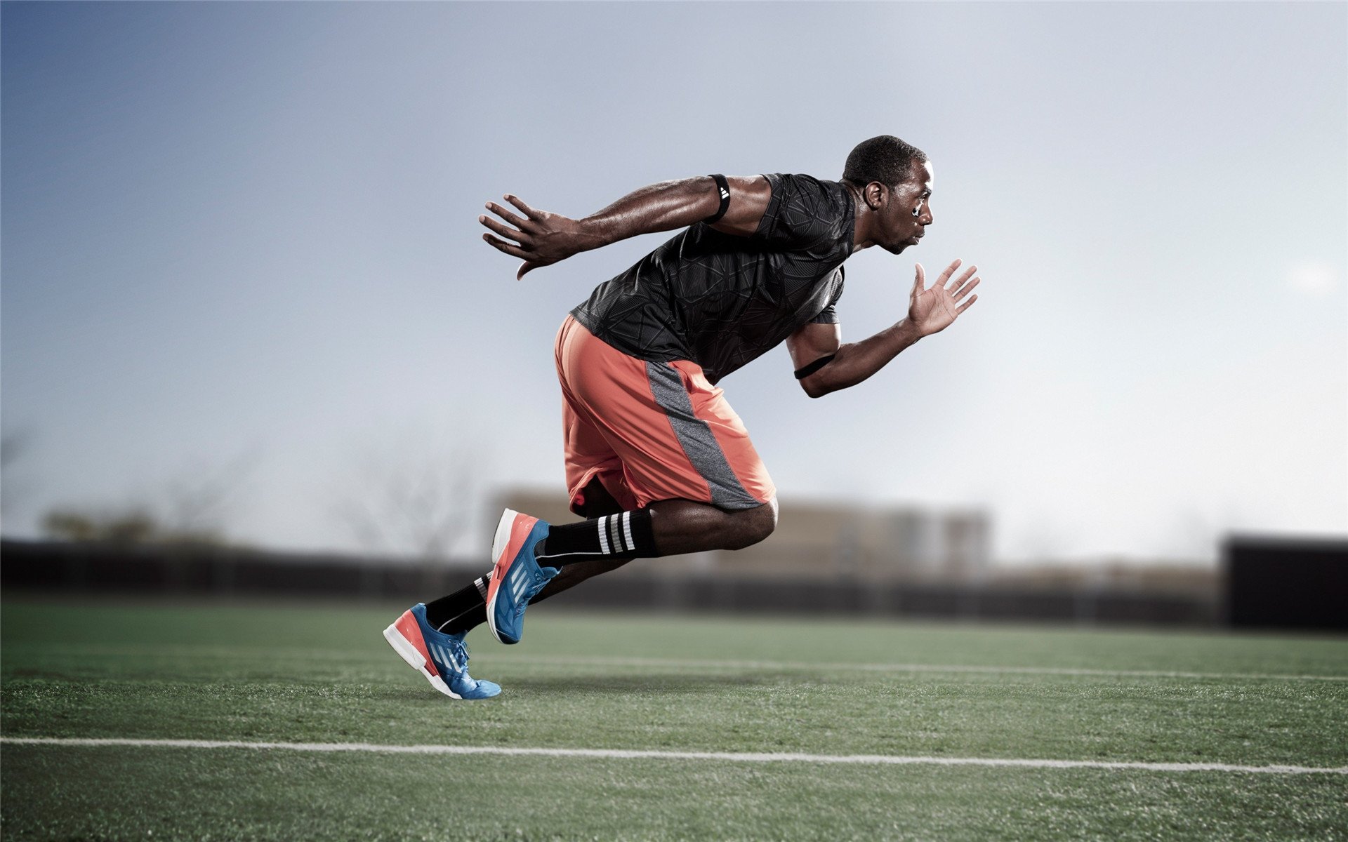 法国队不断突破！蒂姆连续五场比赛得分超过晋级下一阶段赢得满堂喝彩